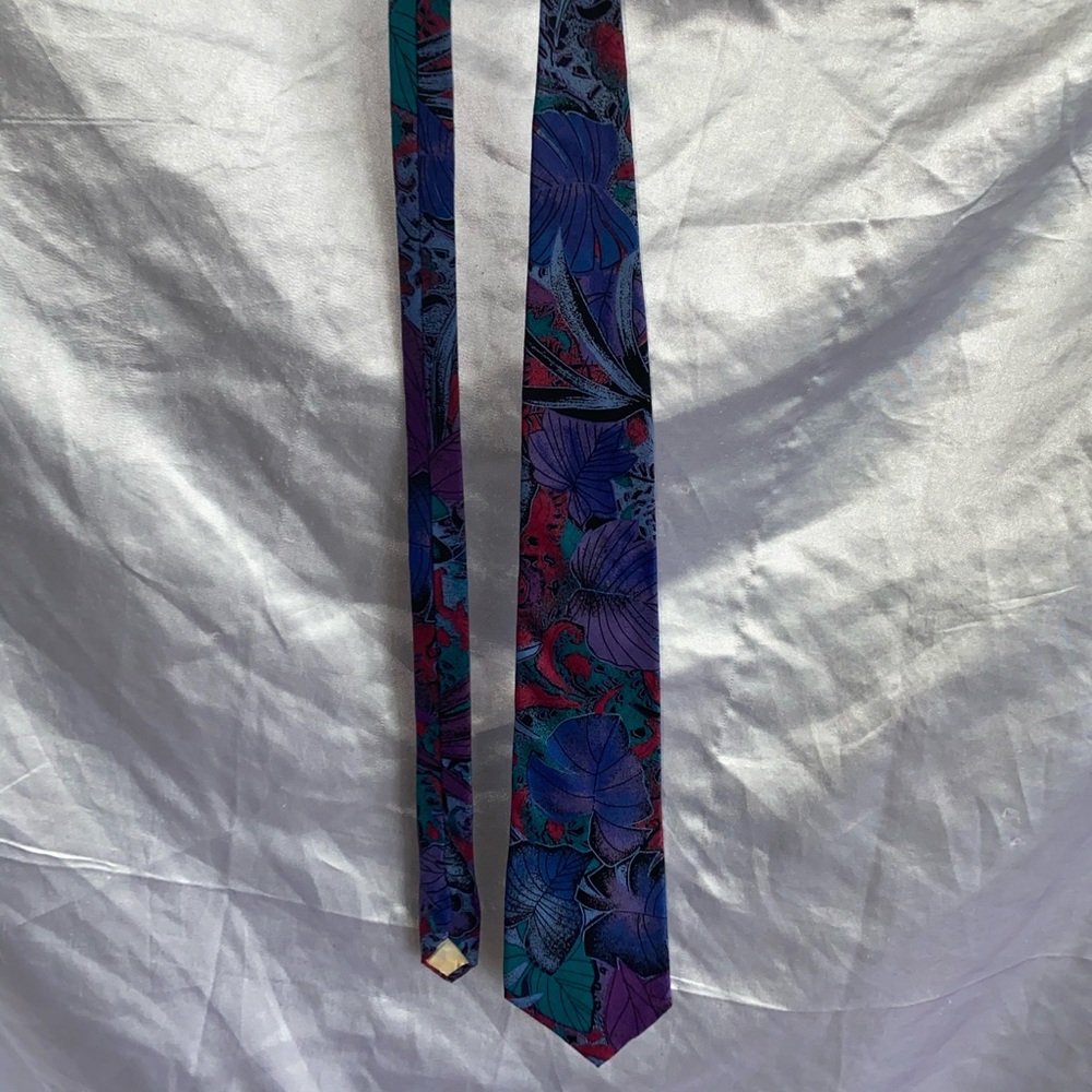 Tie